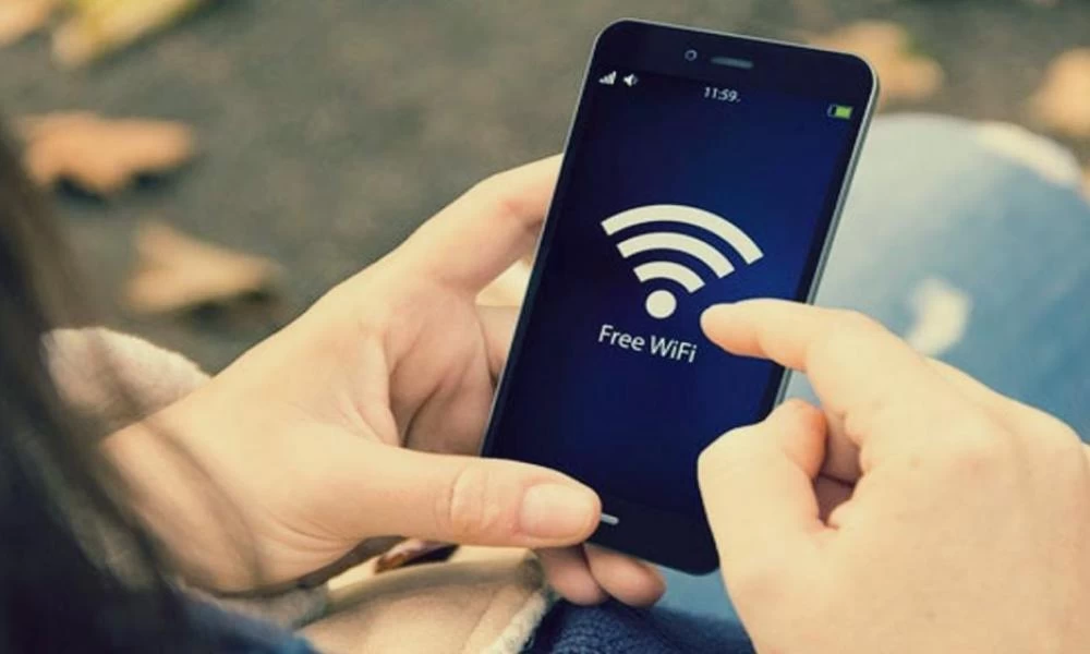 «WiFi4GR»: Πώς θα αποκτήσουν ασύρματη πρόσβαση στο διαδίκτυο 2.500 περιοχές σε όλη τη χώρα